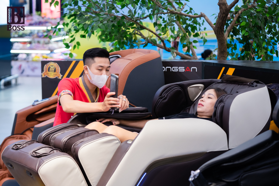 Ghế massage tại Cao Bằng: Mua ở đâu uy tín, bảo hành chính hãng, giao tận nhà?